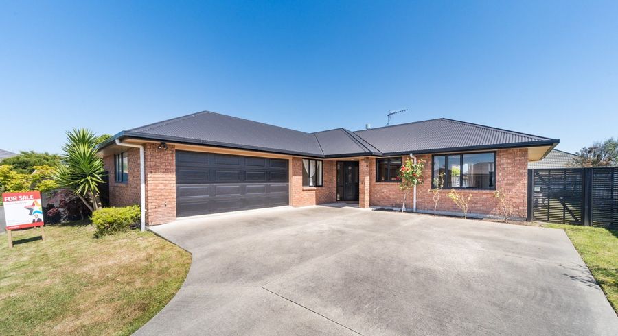  at 15 Orlando Way, Kelvin Grove, Palmerston North, Manawatu / Whanganui