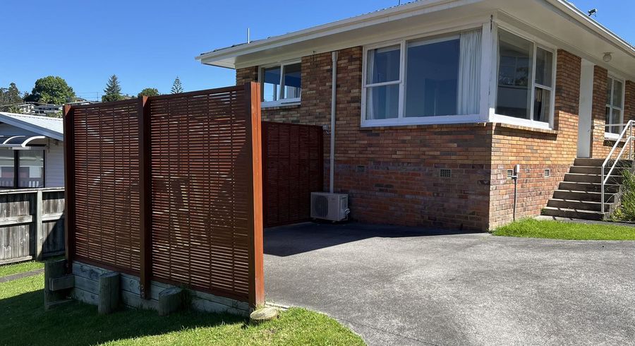  at 1/18 Agincourt Street, Glenfield, North Shore City, Auckland