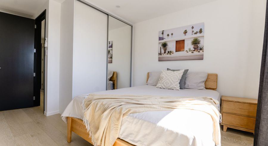  at Room 4/4/872 Mount Eden Rd, Three Kings, Auckland City, Auckland