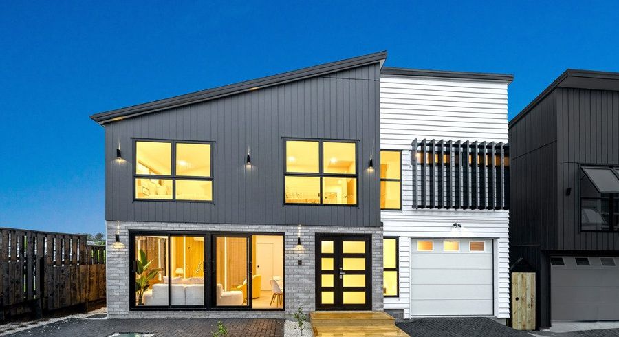  at 7D Sirius Place, Botany Downs, Manukau City, Auckland