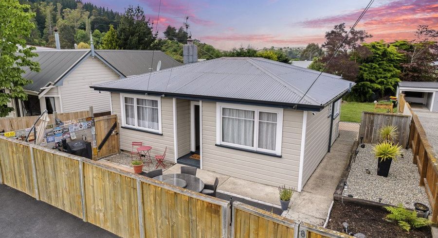  at 8 Constant Street, Sawyers Bay, Dunedin