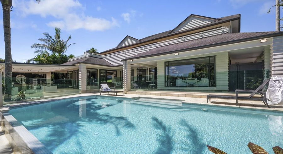  at 12A Wainoni Heights, Greenhithe, Auckland