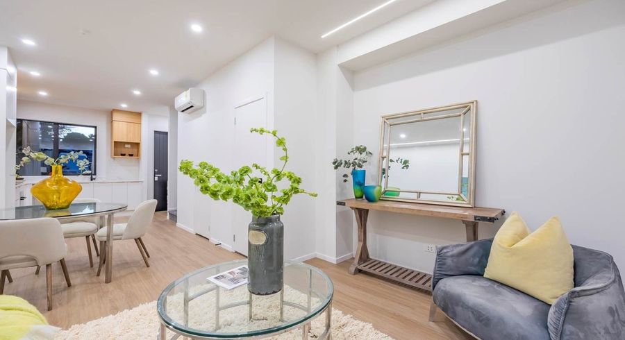  at 11/7 Broadview Place, Howick, Auckland
