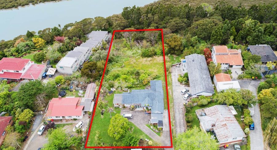  at 87a Colwill Road, Massey, Waitakere City, Auckland