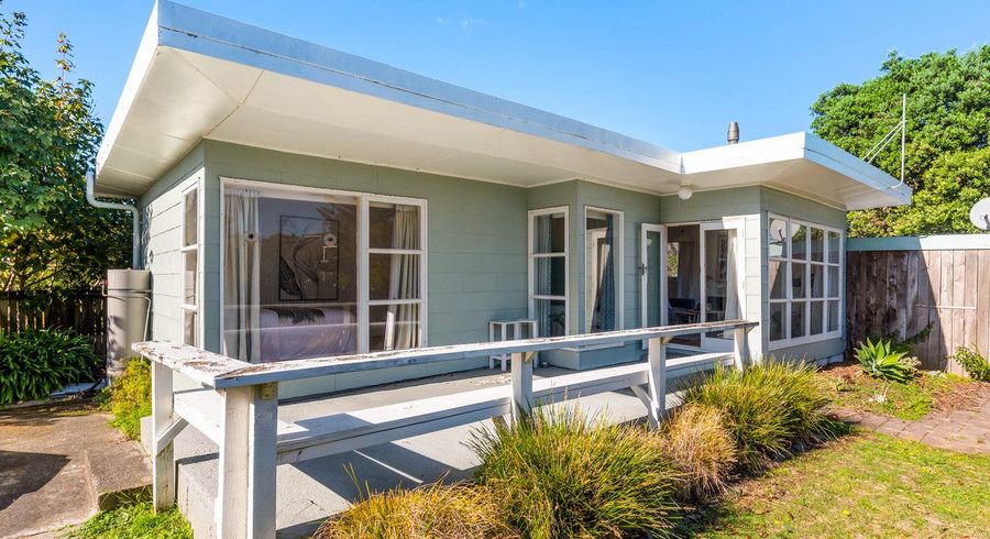  at 19 Jeep Road, Raumati South, Paraparaumu
