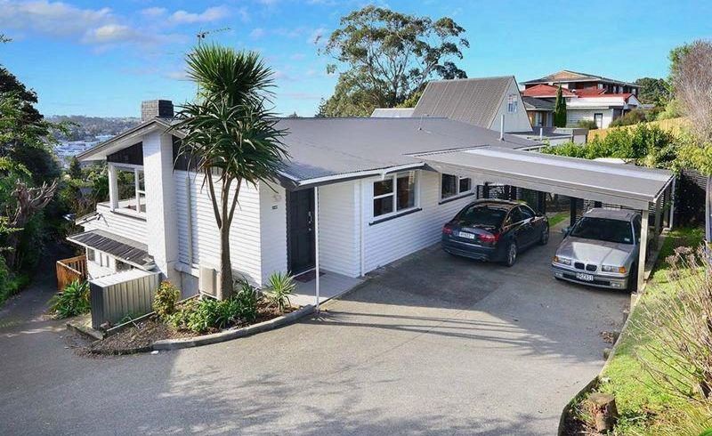  at 2/599 Glenfield Road, Totara Vale, North Shore City, Auckland