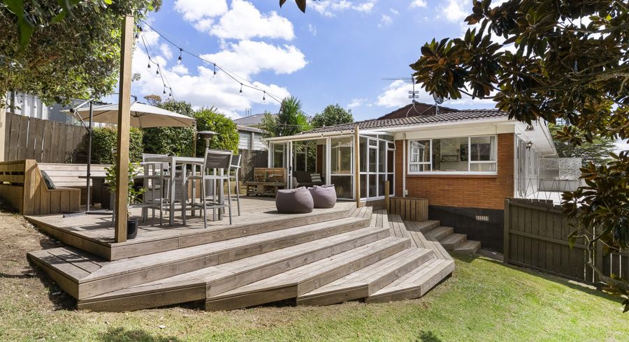  at 2/48 O'Halloran Road, Howick, Manukau City, Auckland