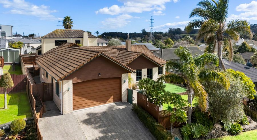  at 70 Mt Lebanon Crescent, The Gardens, Manukau City, Auckland