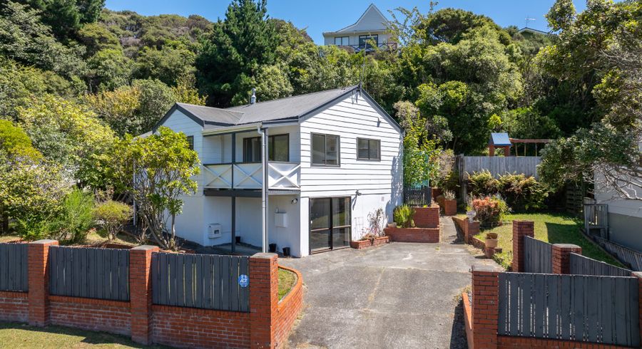  at 67 Omapere Street, Whitby, Porirua