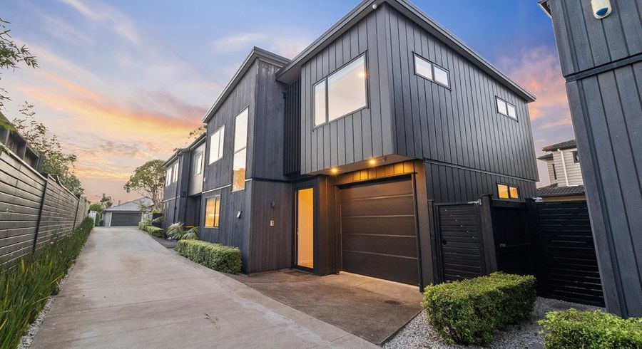  at 7B Walford Road, Point Chevalier, Auckland City, Auckland