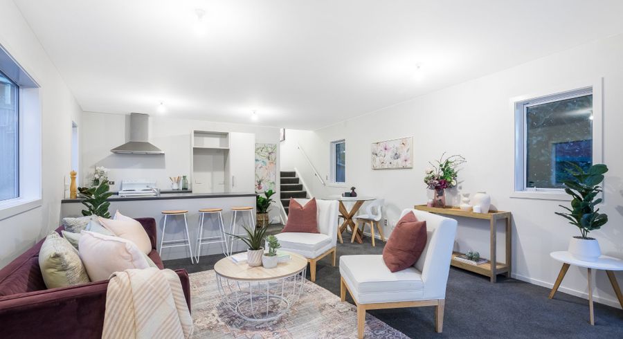  at 4 Hollow Close, Titahi Bay, Porirua