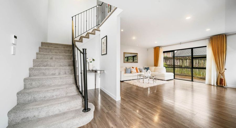  at 2/14 Hugh Green Drive, Pinehill, North Shore City, Auckland