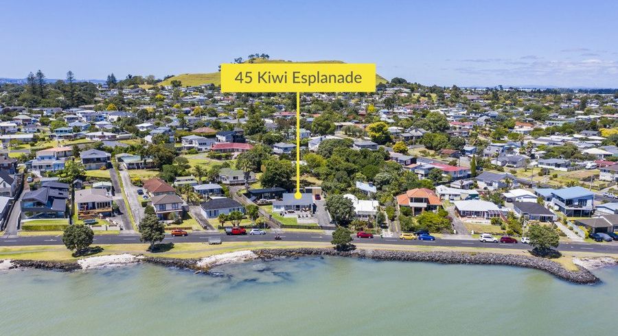  at 45 Kiwi Esplanade, Mangere Bridge, Manukau City, Auckland