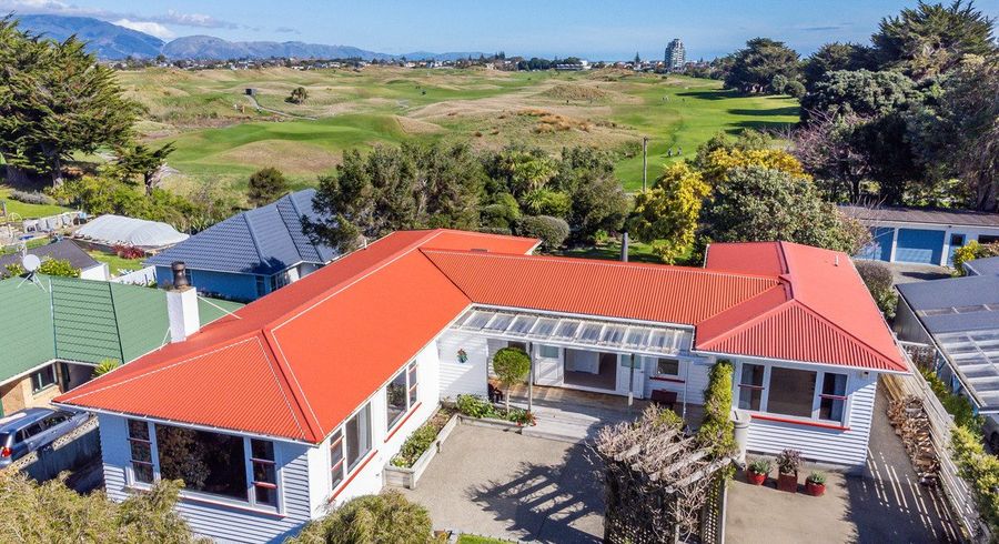  at 18 Martin Road, Paraparaumu Beach, Kapiti Coast, Wellington