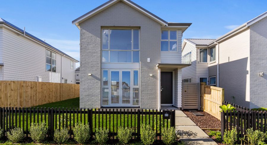  at 22 Aeronautic Road, Takanini, Papakura, Auckland