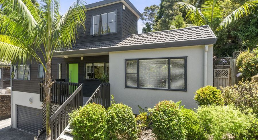  at 1/27 Holdaway Avenue, Northcote, Auckland