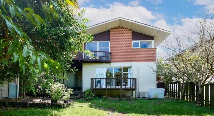  at 8 Tropicana Drive, Mount Roskill, Auckland City, Auckland