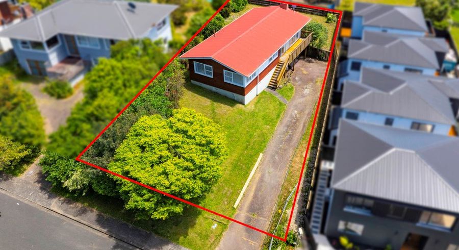  at 7  Cheryl Place, Hillcrest, North Shore City, Auckland