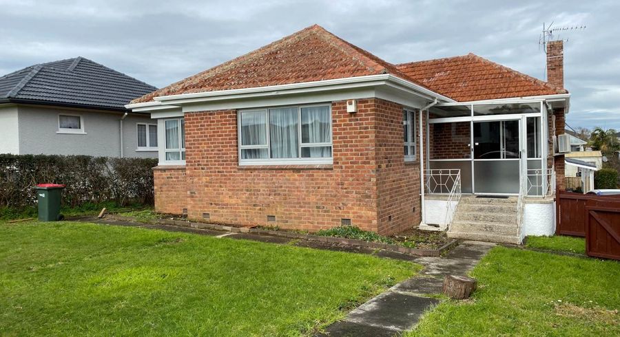  at 5 Weston Avenue, Papatoetoe, Manukau City, Auckland