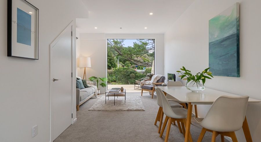  at 9 Ara Paiwhenua, Tawa, Wellington