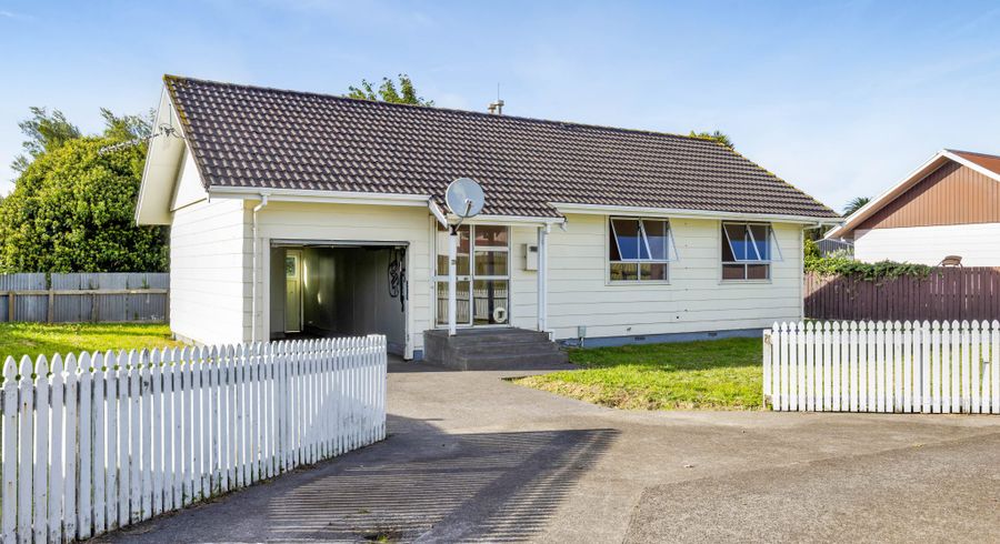  at 21 Acourt Street, Hawera