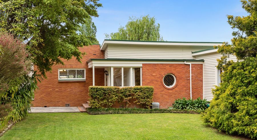  at 1 Stanley Street, Claudelands, Hamilton
