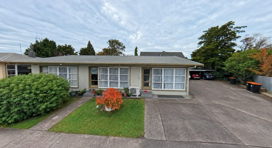  at 4/8 Lowestoft Place, West End, Palmerston North, Manawatu / Whanganui