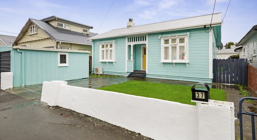  at 37 Plunket Ave, Petone, Lower Hutt, Wellington