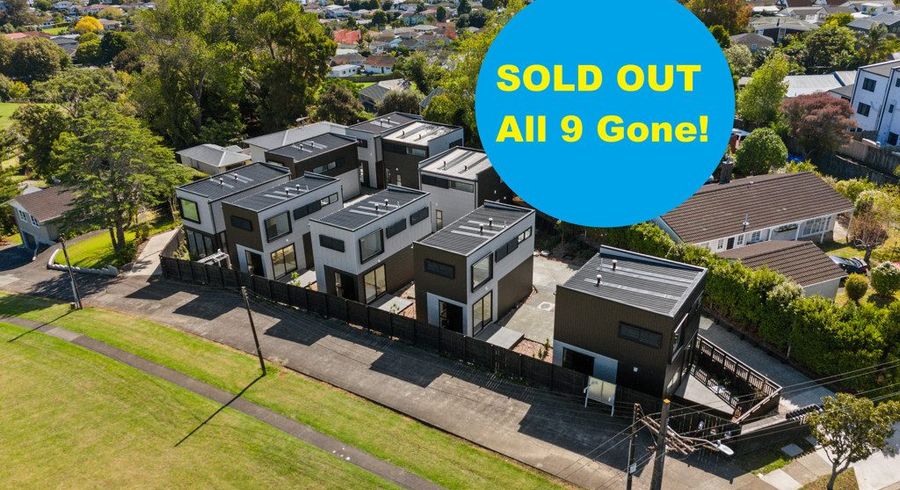  at 1-9/10 Hutchinsons Road, Bucklands Beach, Manukau City, Auckland