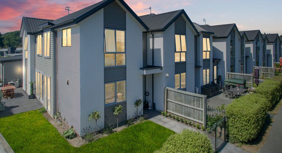 at 9 Yew Tree Lane, Hillmorton, Christchurch