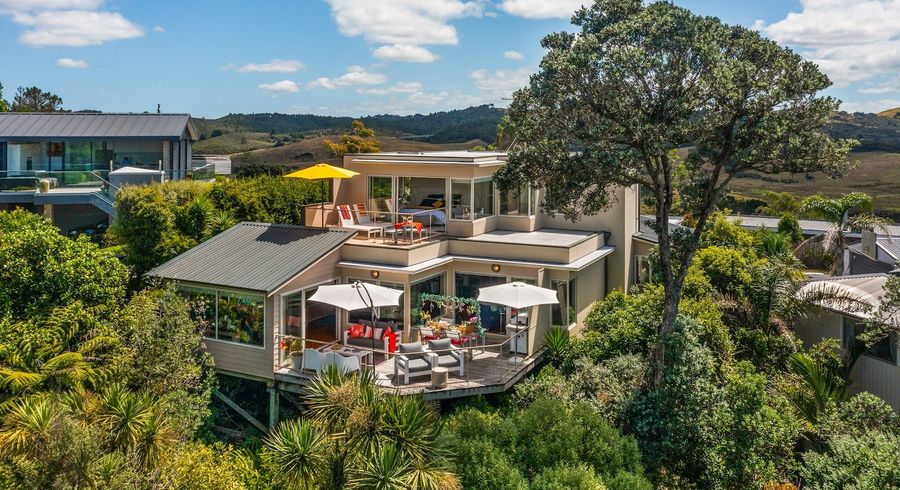  at 17 Sykes Avenue, Hatfields Beach, Rodney, Auckland