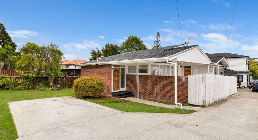  at 57 Golf Road, New Lynn, Waitakere City, Auckland