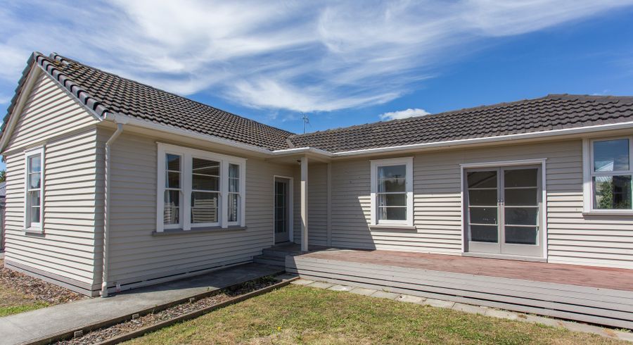  at 18 Hay Street, Bromley, Christchurch