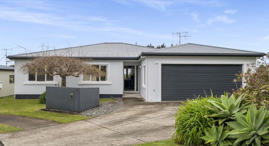  at 22 Vanderbilt Place, Welcome Bay, Tauranga
