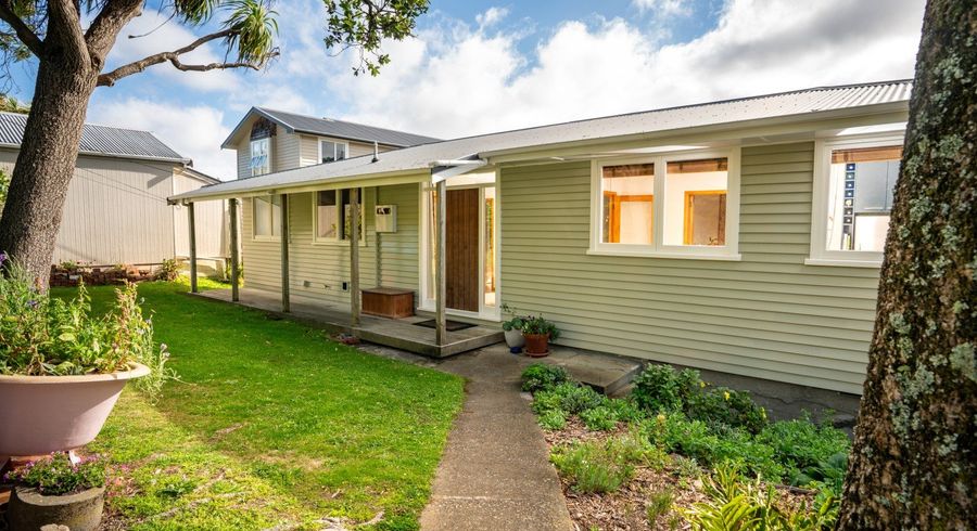  at 8 Torwood Road, Khandallah, Wellington, Wellington