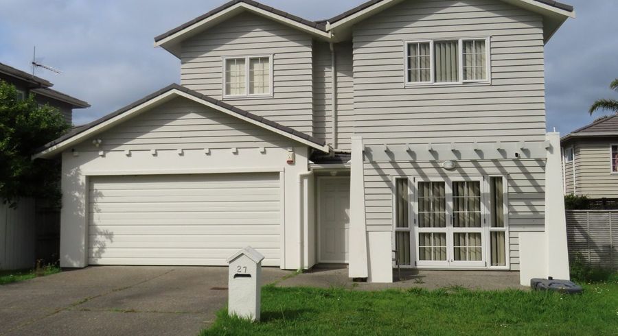  at 27 Mulvaney Crescent, Henderson, Waitakere City, Auckland