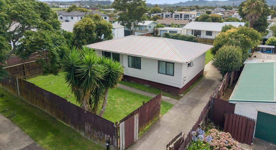  at 92 Shifnal Drive, Randwick Park, Manukau City, Auckland