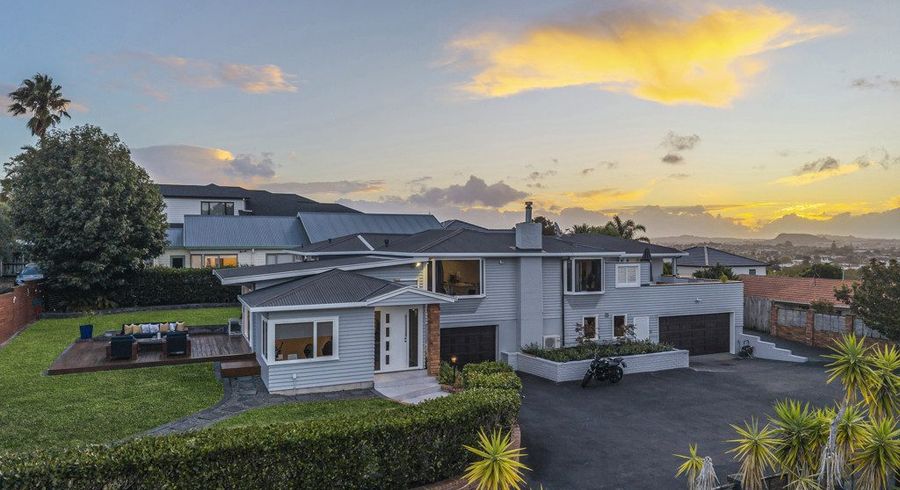  at 9 Bradbury Road, Botany Downs, Manukau City, Auckland