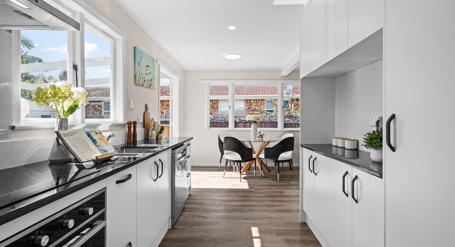  at 77 Dale Crescent, Pakuranga, Manukau City, Auckland