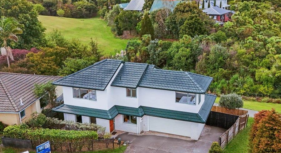  at 1/7 Marbeth Court, Botany Downs, Manukau City, Auckland
