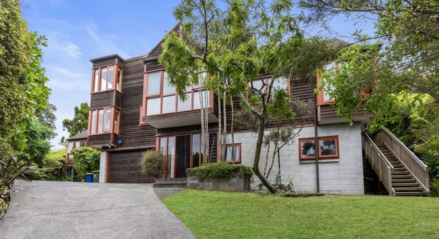  at 60 Peter Terrace, Castor Bay, North Shore City, Auckland