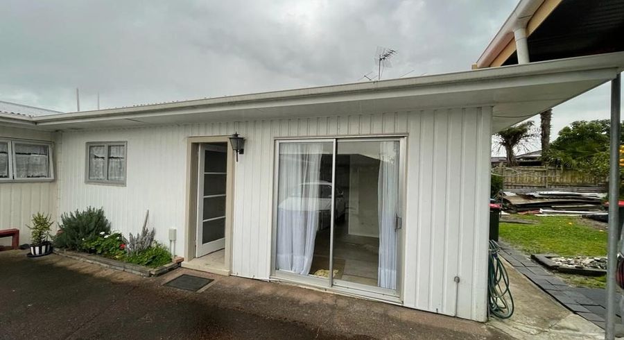 at 3/448 Richardson Road, Mount Roskill, Auckland