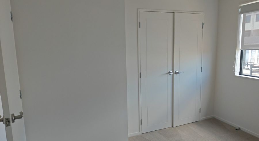 at 10/16 William Roberts Road, Pakuranga, Manukau City, Auckland