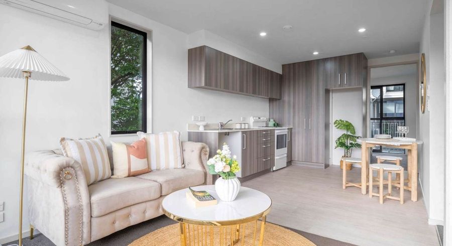  at 2/1902 Great North Road, Avondale, Auckland City, Auckland