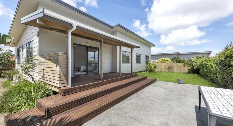  at 10 Umu Place, Mangere, Auckland