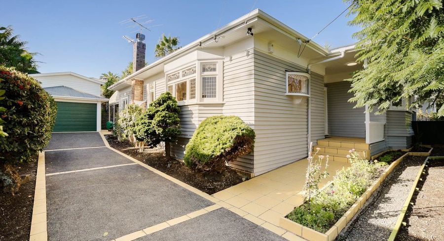  at 8 Watling Street, Mount Eden, Auckland City, Auckland