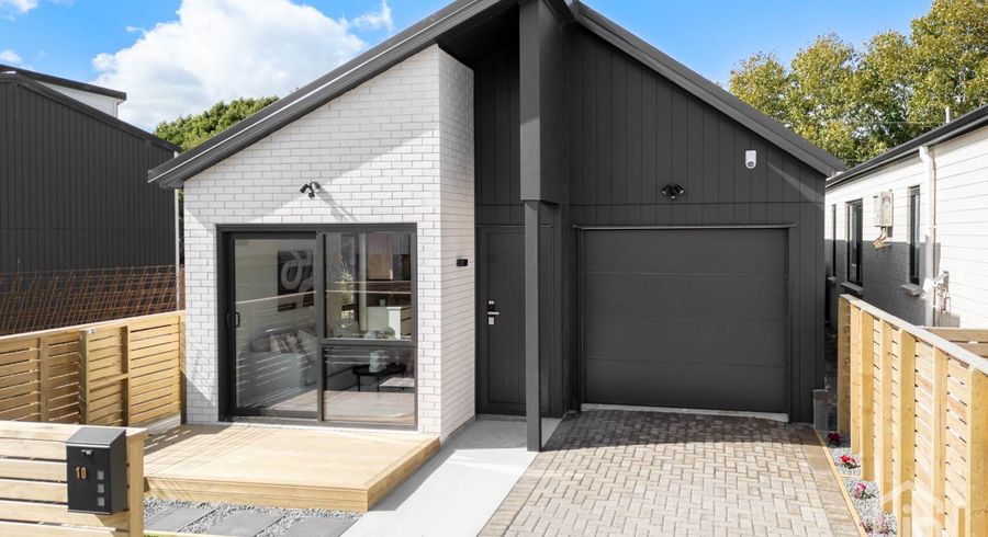  at 10 Kotiu Place, Massey, Waitakere City, Auckland