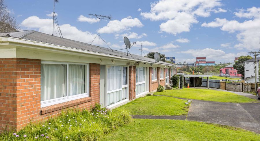  at 1 to 4/105 Pilkington Road, Panmure, Auckland City, Auckland