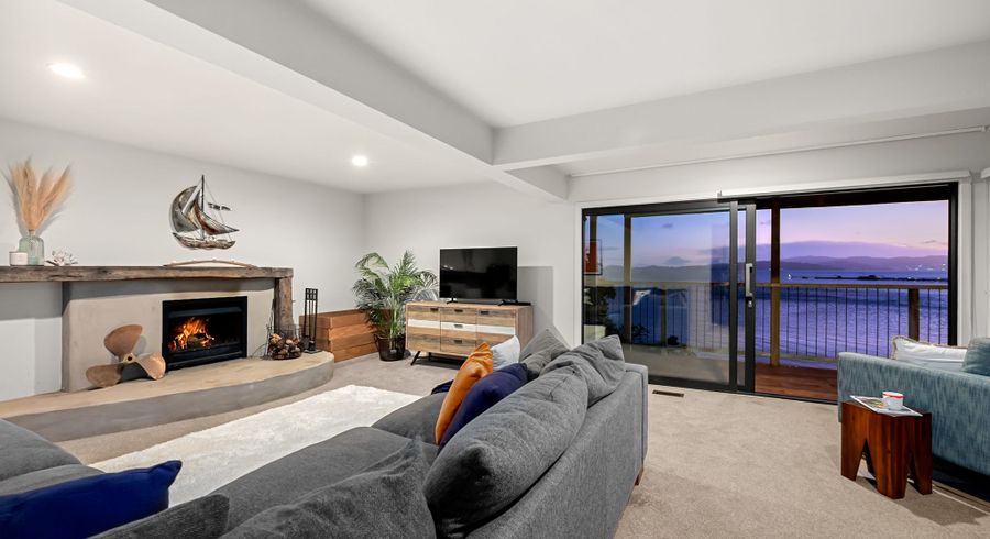  at 139 Marine Drive, Sorrento Bay, Lower Hutt