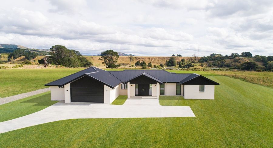  at 270 Valley Views, Fitzherbert, Palmerston North, Manawatu / Whanganui